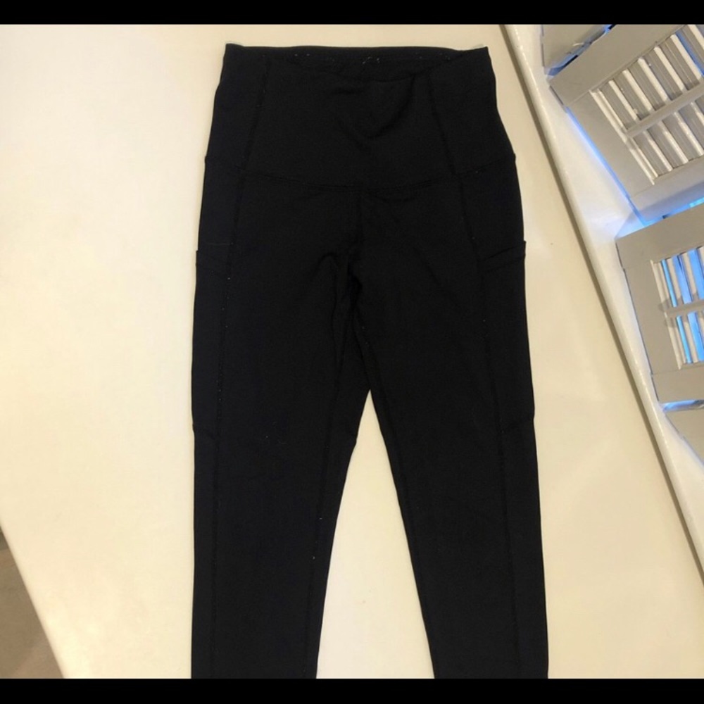 Black leggings